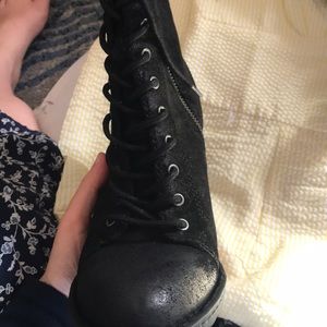 born cass block heel boot